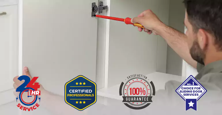 Mobile Home Door Hinge Replacement in Aventura