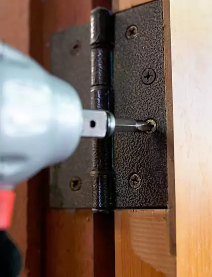 Professional Door Hinge Replacement Aventura, FL